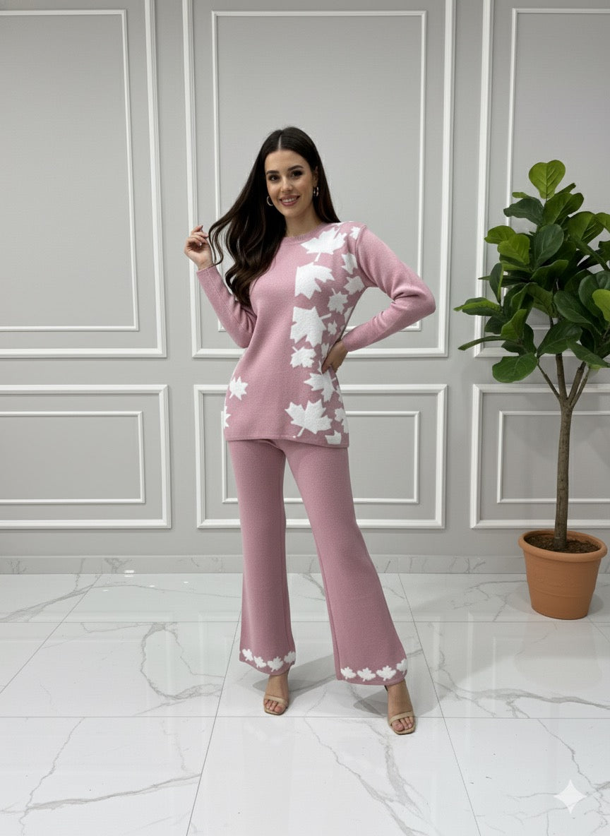 The Maple Motif Knit Set